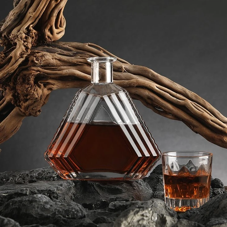 Hot Sale 750ml Napoleon Xo Brandy Dragon